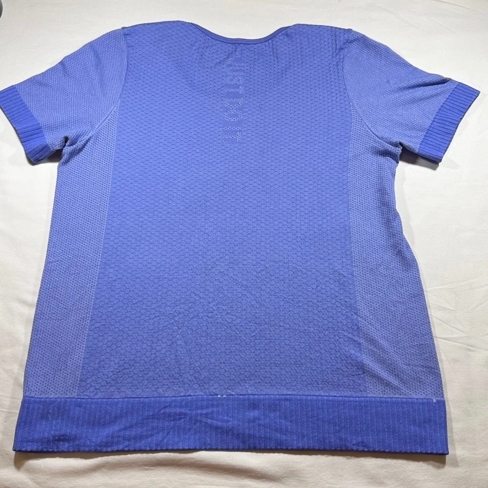 Nike Blue Women's Short Sleeve Tee